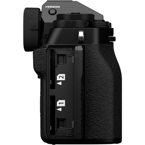 X-T5 Black + SIGMA 18-50mm f/2.8 DC DN (C)